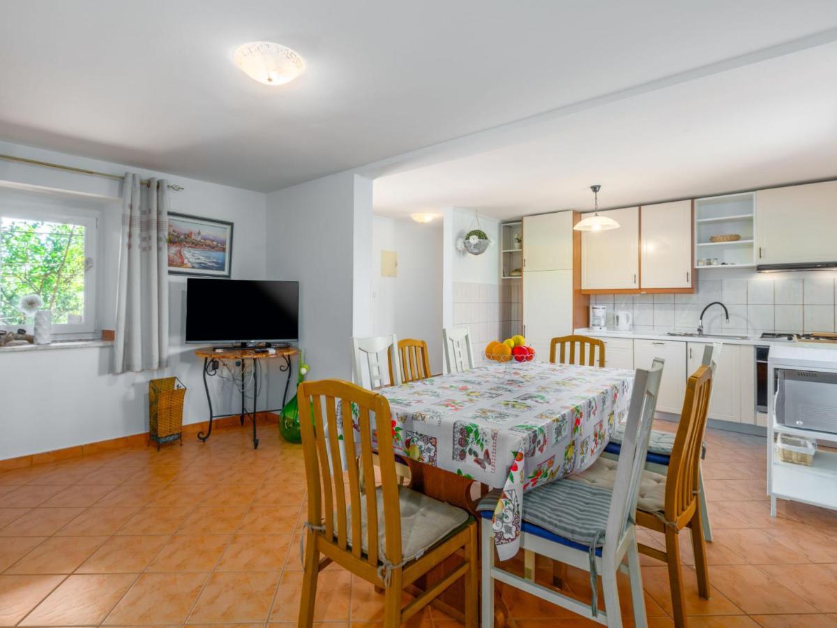 Holiday Home Villa Lucky By Interhome Brtonigla Bagian luar foto