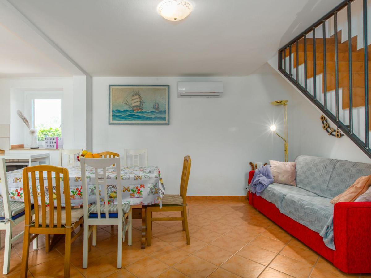 Holiday Home Villa Lucky By Interhome Brtonigla Bagian luar foto