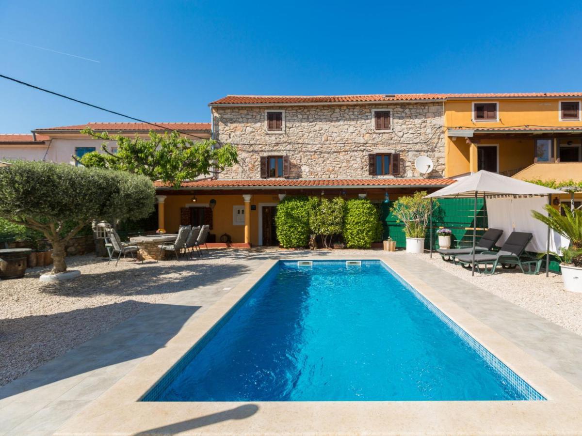 Holiday Home Villa Lucky By Interhome Brtonigla Bagian luar foto