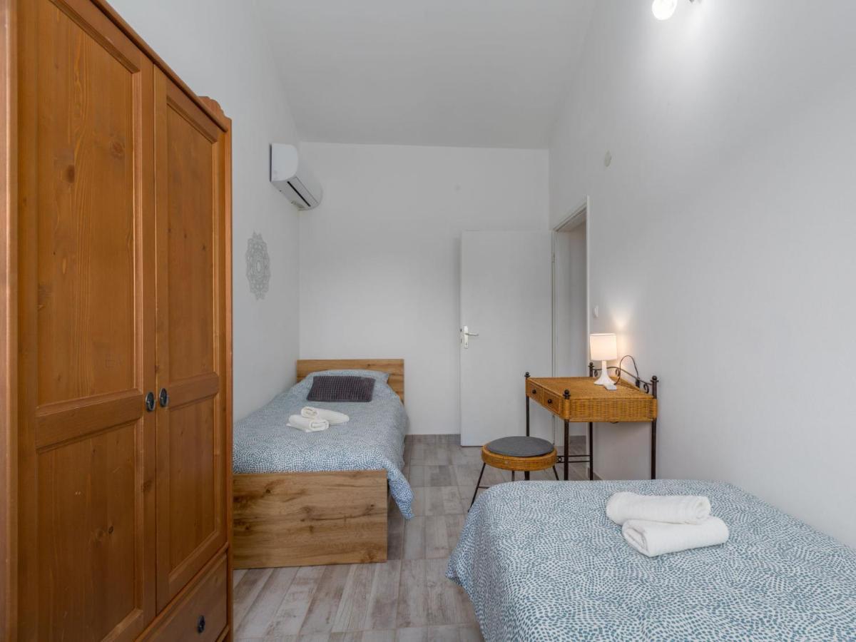 Holiday Home Villa Lucky By Interhome Brtonigla Bagian luar foto